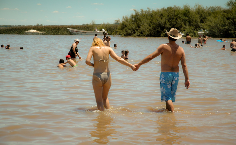 Sensations invite visitors to stay