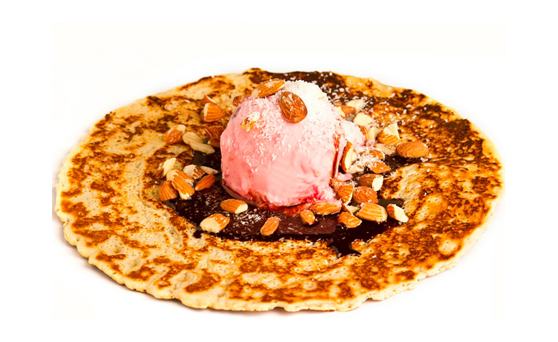 Strawberry ice cream pancake, almonds