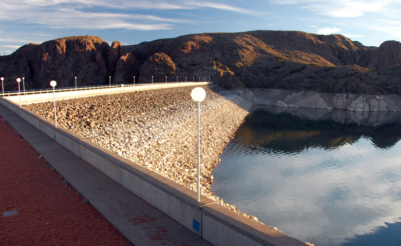 The Los Reyunos reservoir