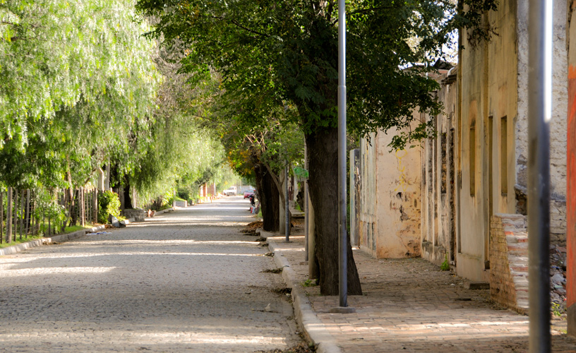 Su famosa Calle Angosta