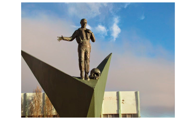 Monumento al Heroico Piloto Argentino