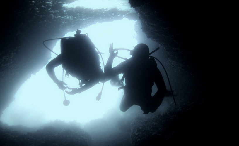 Exciting scuba diving excursions
