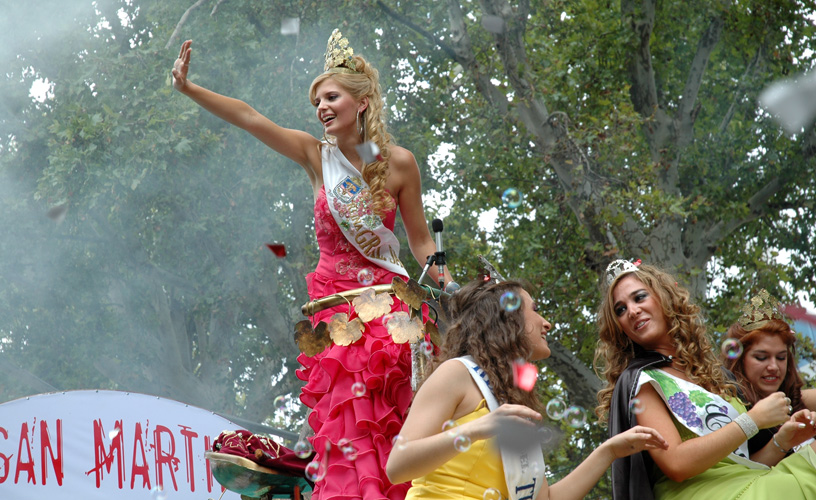 Resultado de imagen de fiesta nacional de la vendimia argentina