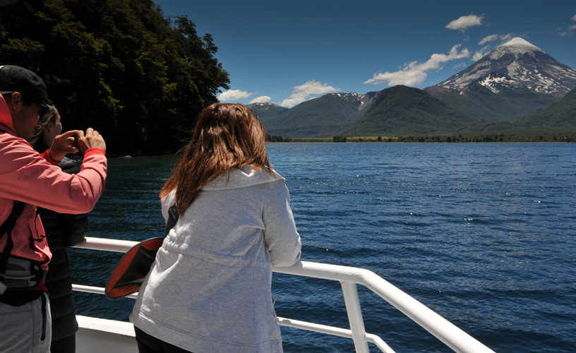 The best views of the Lanín Volcano