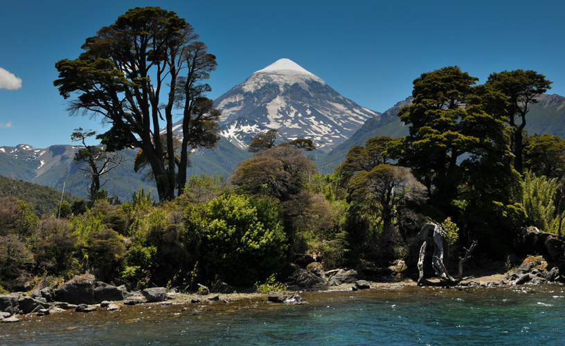 Admiren en silencio al imponente volcán