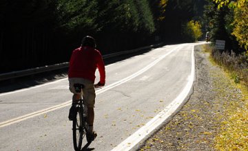 El camino viejo al lago Espejo en mountain bike