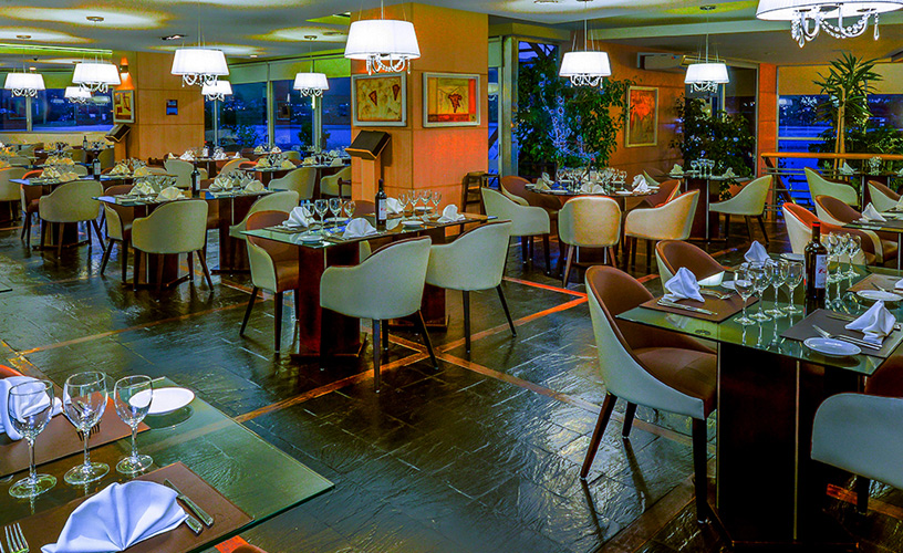 Un salón internacional