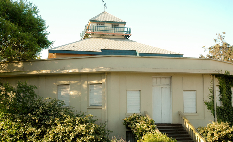 Facade looks almost intact