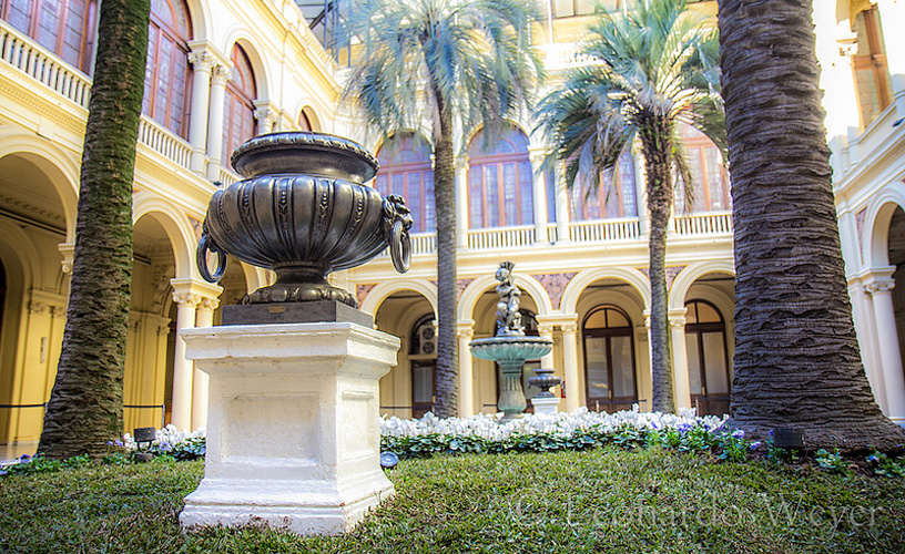 Patio de las Palmeras