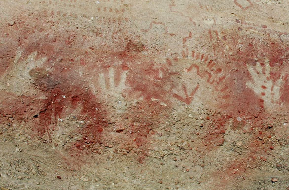 Pinturas rupestres, cueva de las manos
