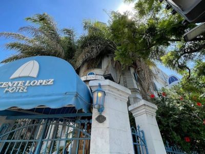 Hotels Hotel Vicente Lopez