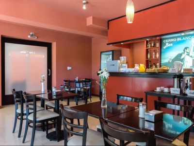 Hoteles Cerro Blanco