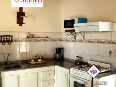 Private Houses for temporary rental (National Urban Leasing Law Nbr. 23,091) La Rosa De Azafran