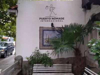 Albergues/Hostels Puerto Nomade