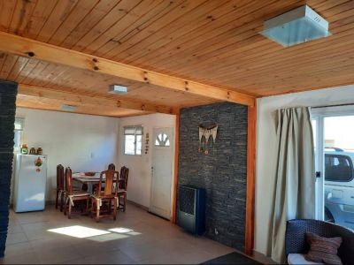 Private Houses for temporary rental (National Urban Leasing Law Nbr. 23,091) Chalet Nothofagus