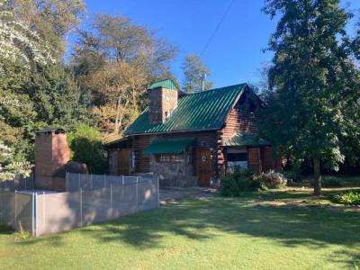 Encuentro de Arroyos Casa de troncos 