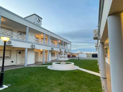 Alamo Inn Suites & Apart