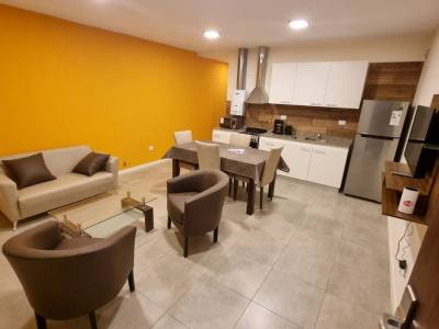 Complejo Pirkas Apartments