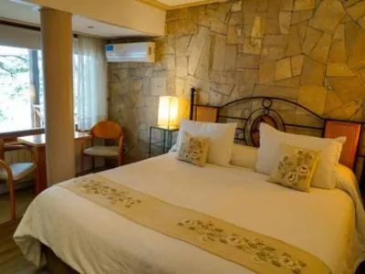 Hosterías 4 estrellas Posada La Escondida