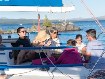 Paseos Lacustres Sailing Tour Spirit