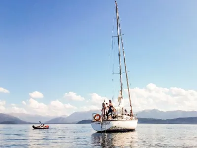 Paseos Lacustres Sailing Tour Spirit