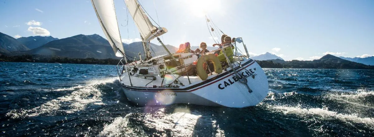 Paseos Lacustres Sailing Tour Spirit