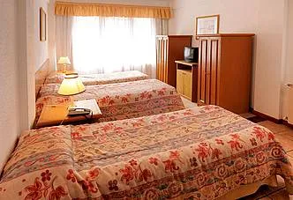 Alojamientos en el Cerro Catedral  Punta Condor