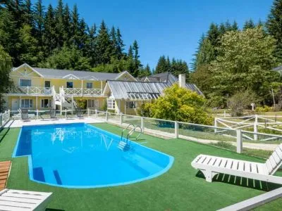 3-star Hostelries Hostería Las Acacias