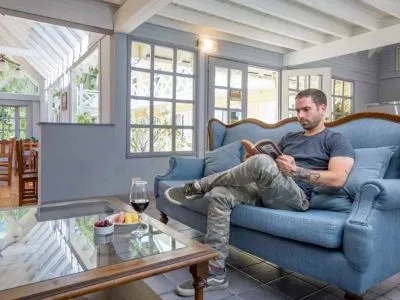 3-star Hostelries Hostería Las Acacias