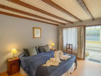 3-star Hostelries Hostería Las Acacias