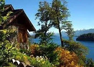 Marinas Alto Manzano Cabañas Loft & Suites Cabañas 3 estrellas  en  Villa La Angostura