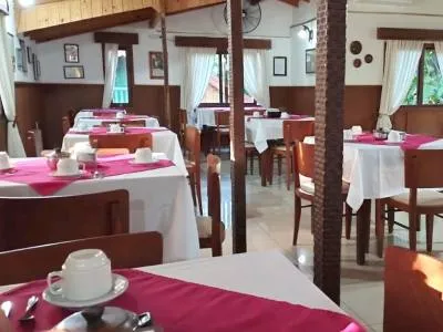 Hoteles Hostería La Cabaña