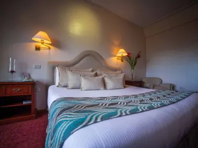 4-star Hotels Hotel Marina del Faro Resort & Spa