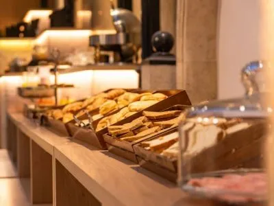 Hoteles 4 estrellas Alkazar