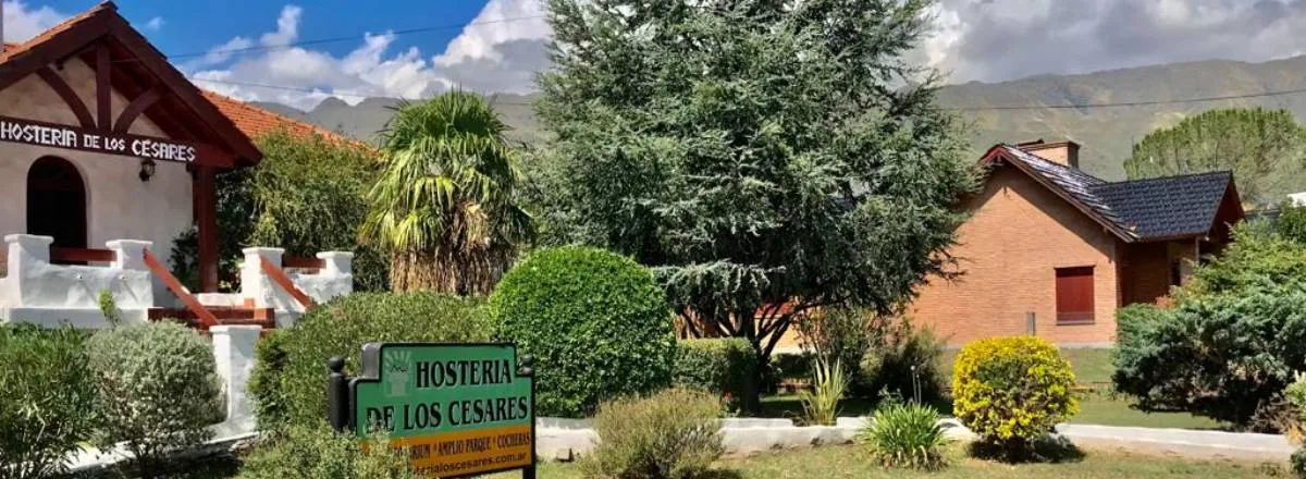 Hostelries De Los Césares
