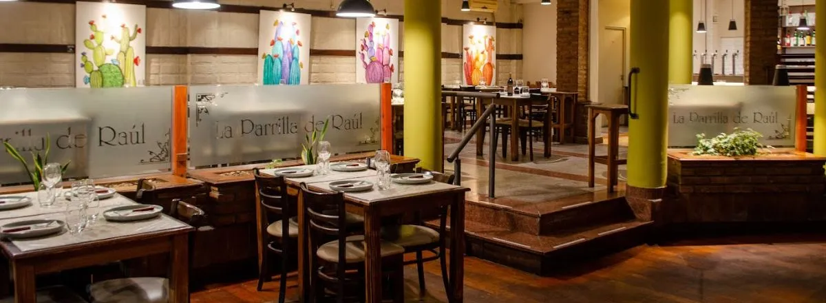 Steak Houses La Parrilla de Raúl