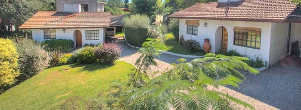 Cabins Casas Blancas