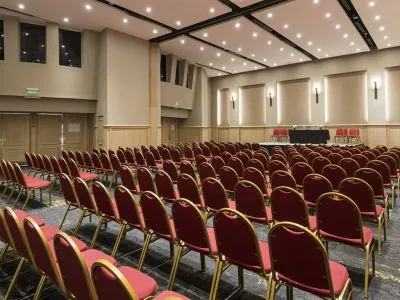 5-star Hotels Holiday Inn