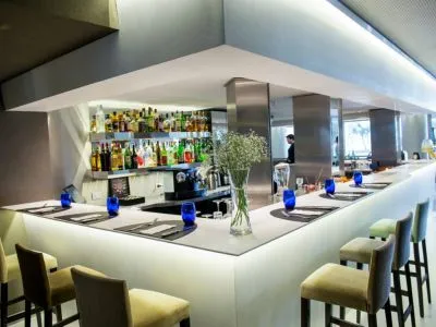 Hoteles 4 estrellas Windsor Hotel & Tower