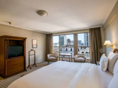 Hoteles 4 estrellas Windsor Hotel & Tower