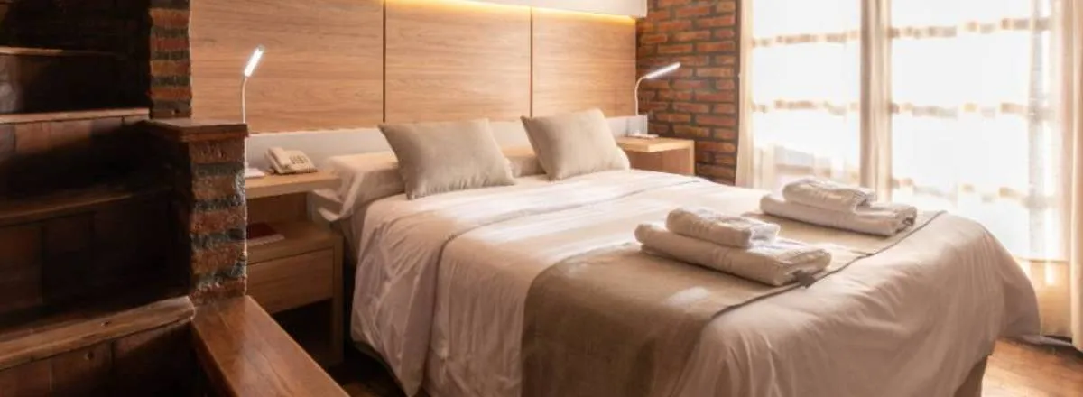 4-star Hotels Portal del Lago