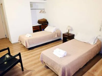 Hoteles 2 estrellas Interlac