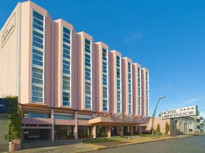 Hotel Libertador Hoteles 4 estrellas  en  Tandil