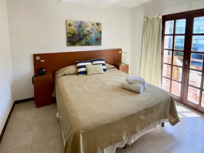 Hotels Hotel Puerta del Sol