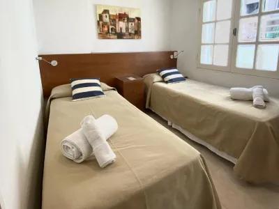 Hotels Hotel Puerta del Sol