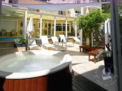 Hotels Glicinas Apart Hotel 