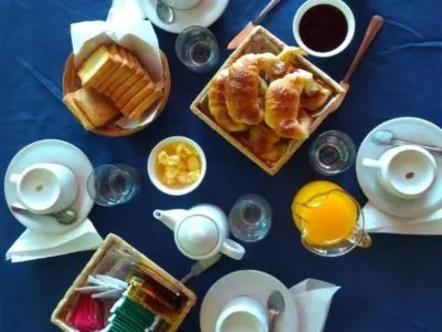 Hostelries Sirena Inn