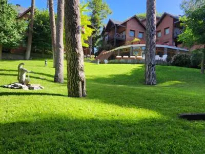 Refugio del Bosque 4-star Apart Hotels  in  Cariló