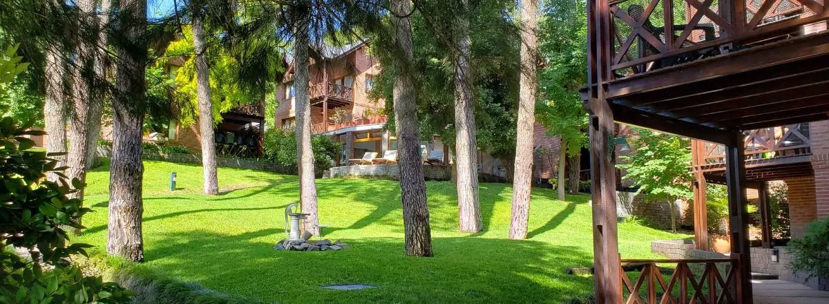 Apart Hoteles 4 estrellas Refugio del Bosque