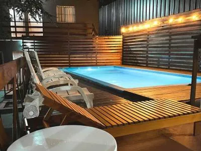 3-star Hotels Águila Blanca Hotel